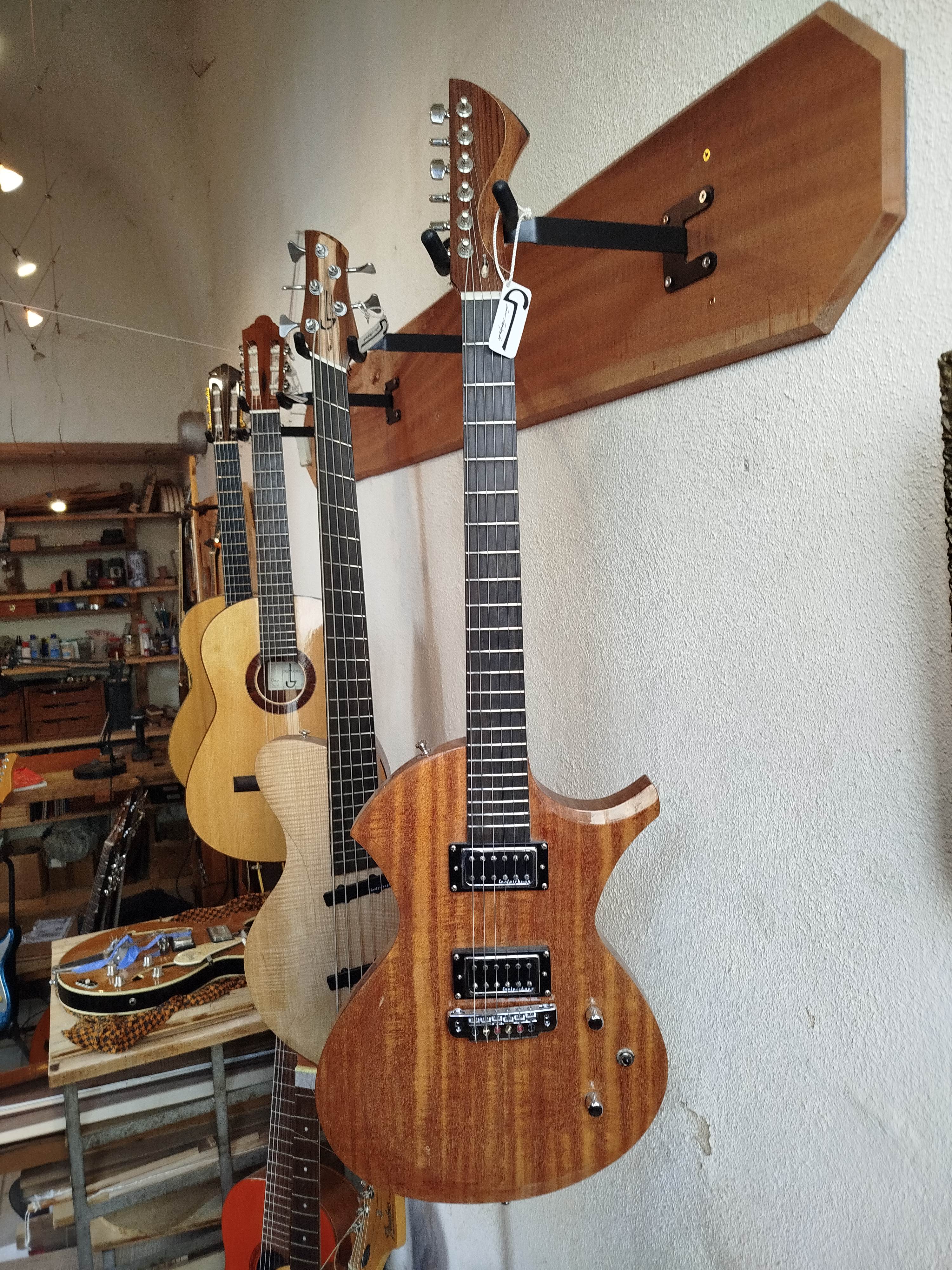 Guitare électrique « Collapse »