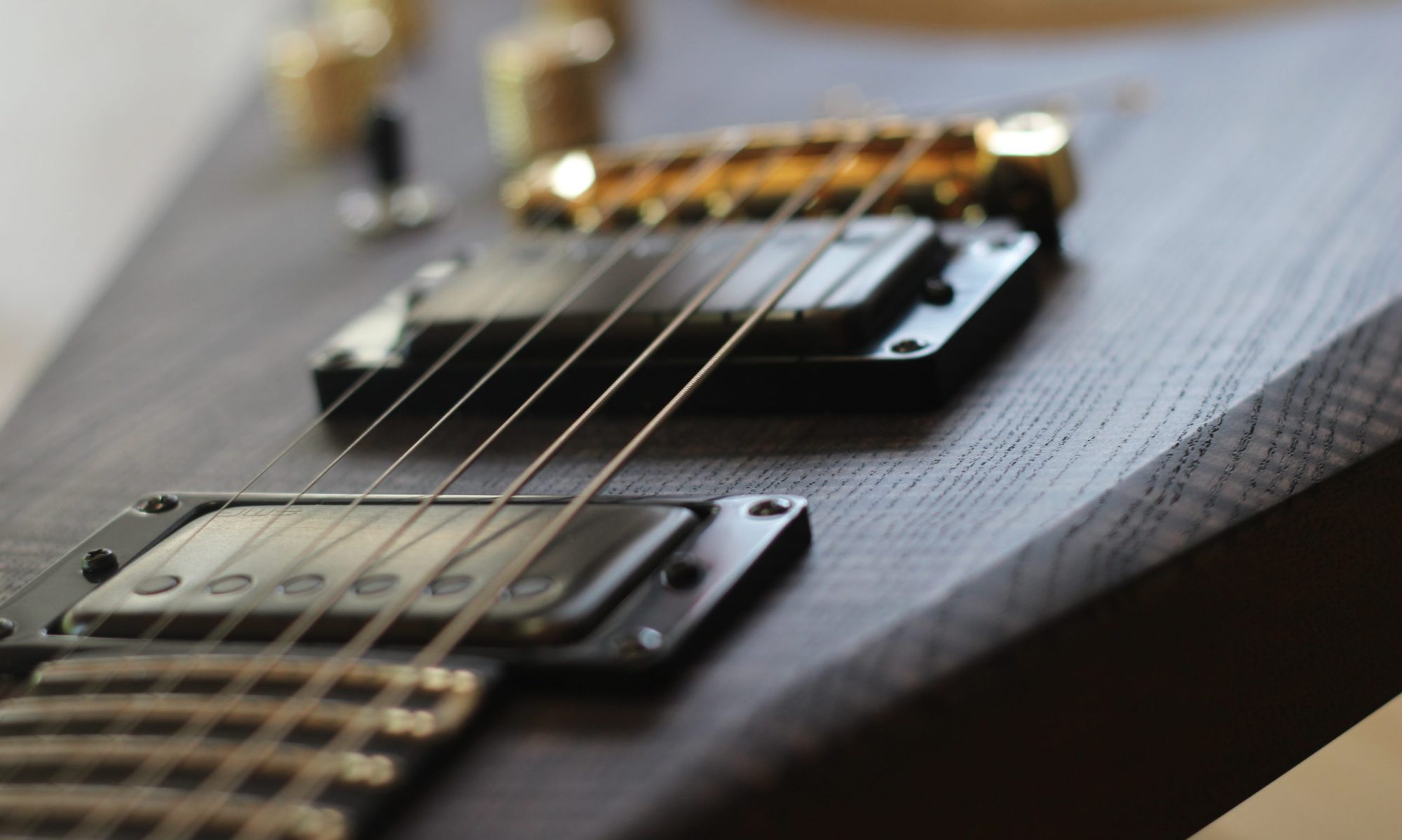 Guitare électrique « Flying V »