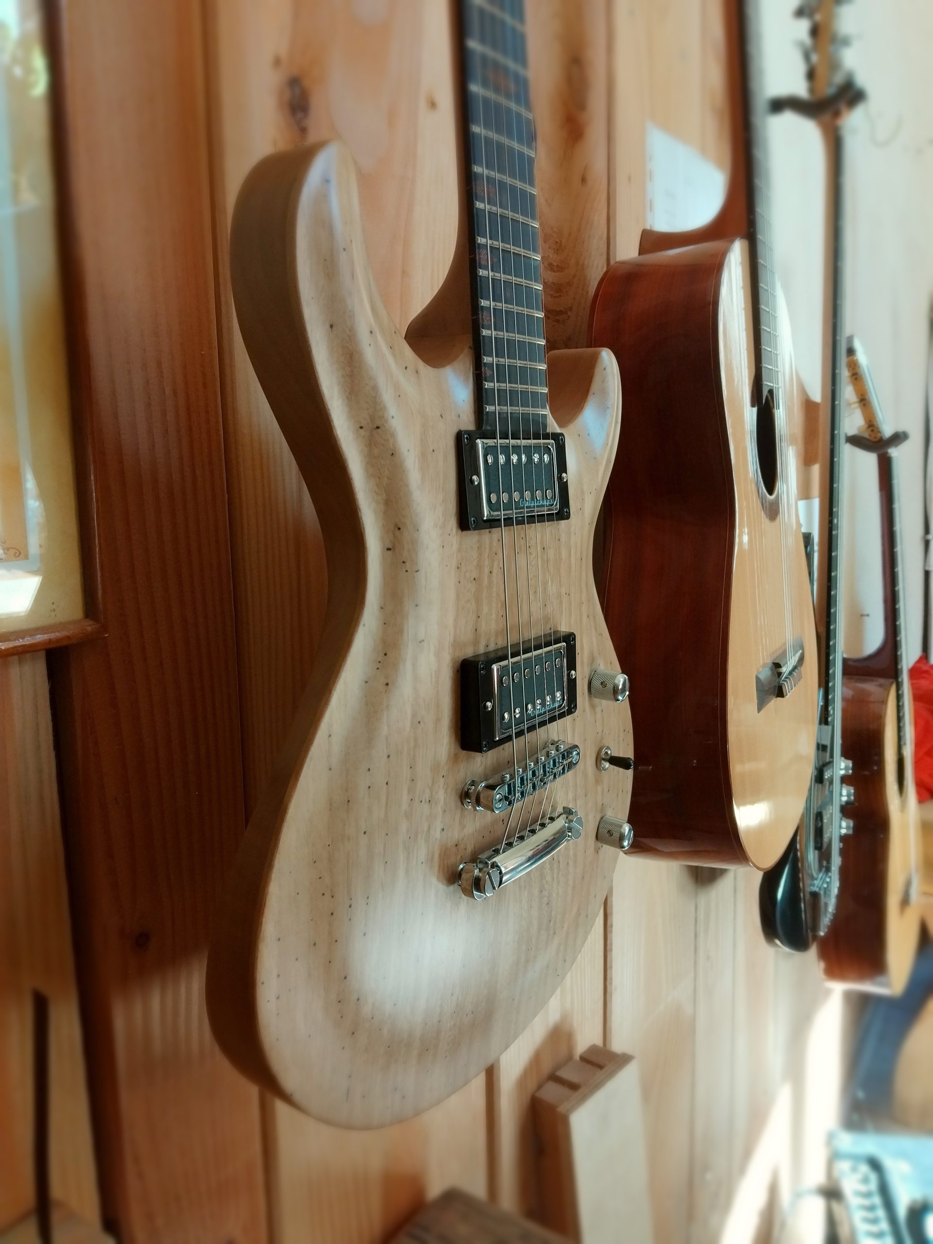 Guitare électrique « Cévennes Héritage »