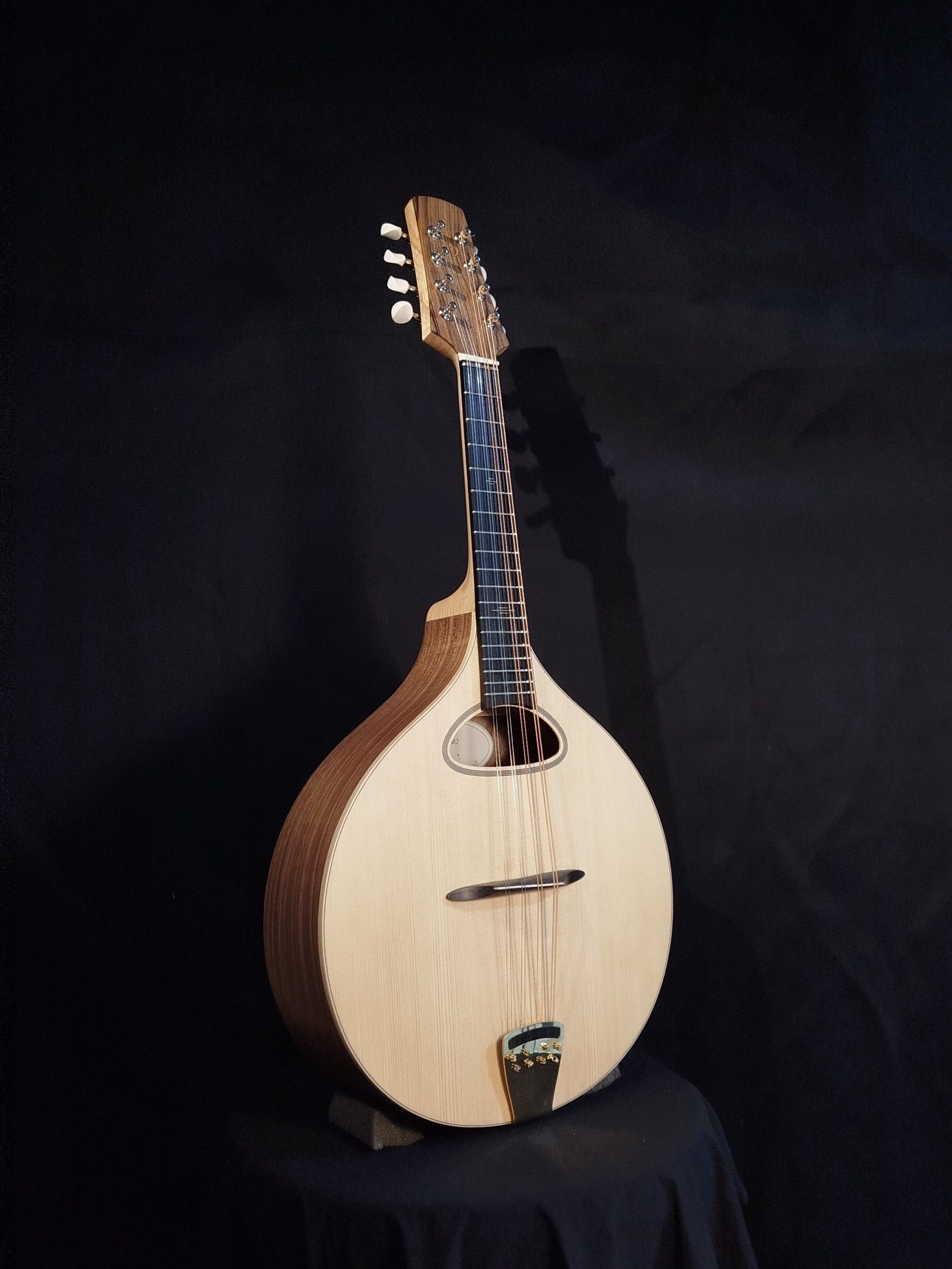Mandoline #1 (Epicéa / Noyer)